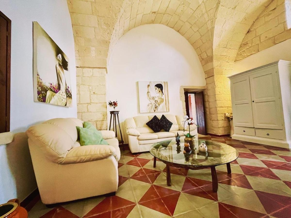 Agriturismo Masseria Costarella บอร์กาญเญ ภายนอก รูปภาพ