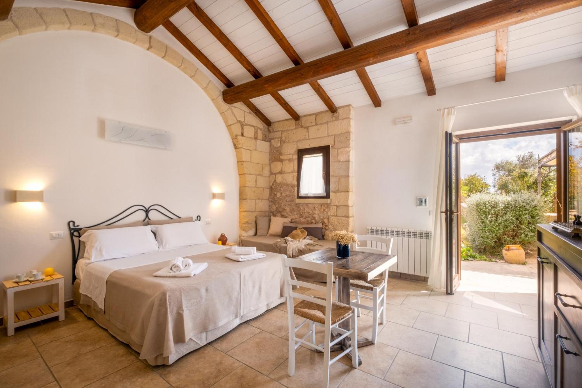 Agriturismo Masseria Costarella บอร์กาญเญ ภายนอก รูปภาพ
