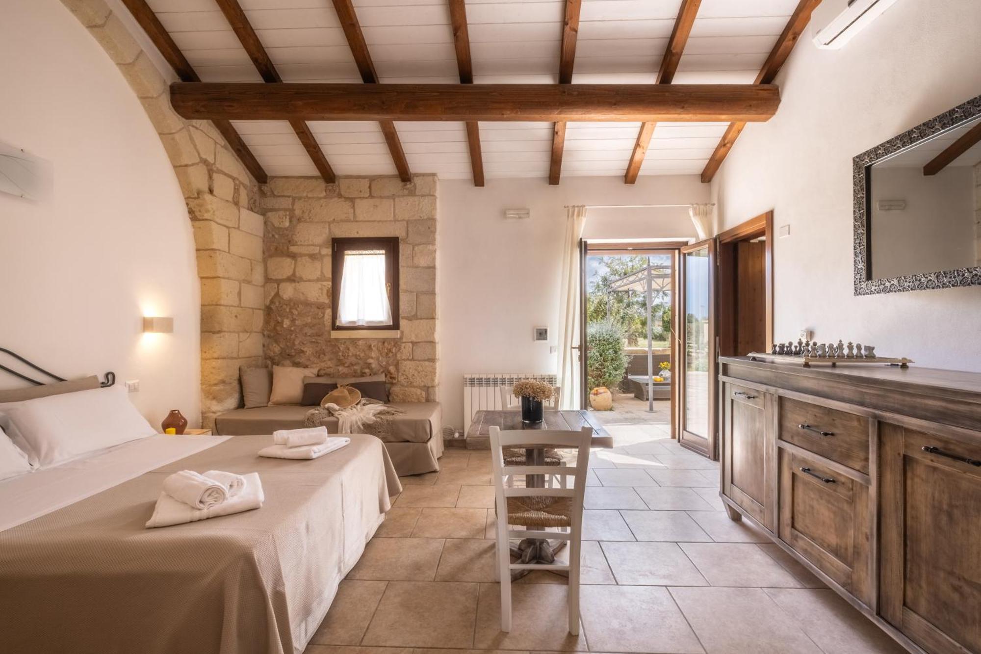 Agriturismo Masseria Costarella บอร์กาญเญ ภายนอก รูปภาพ