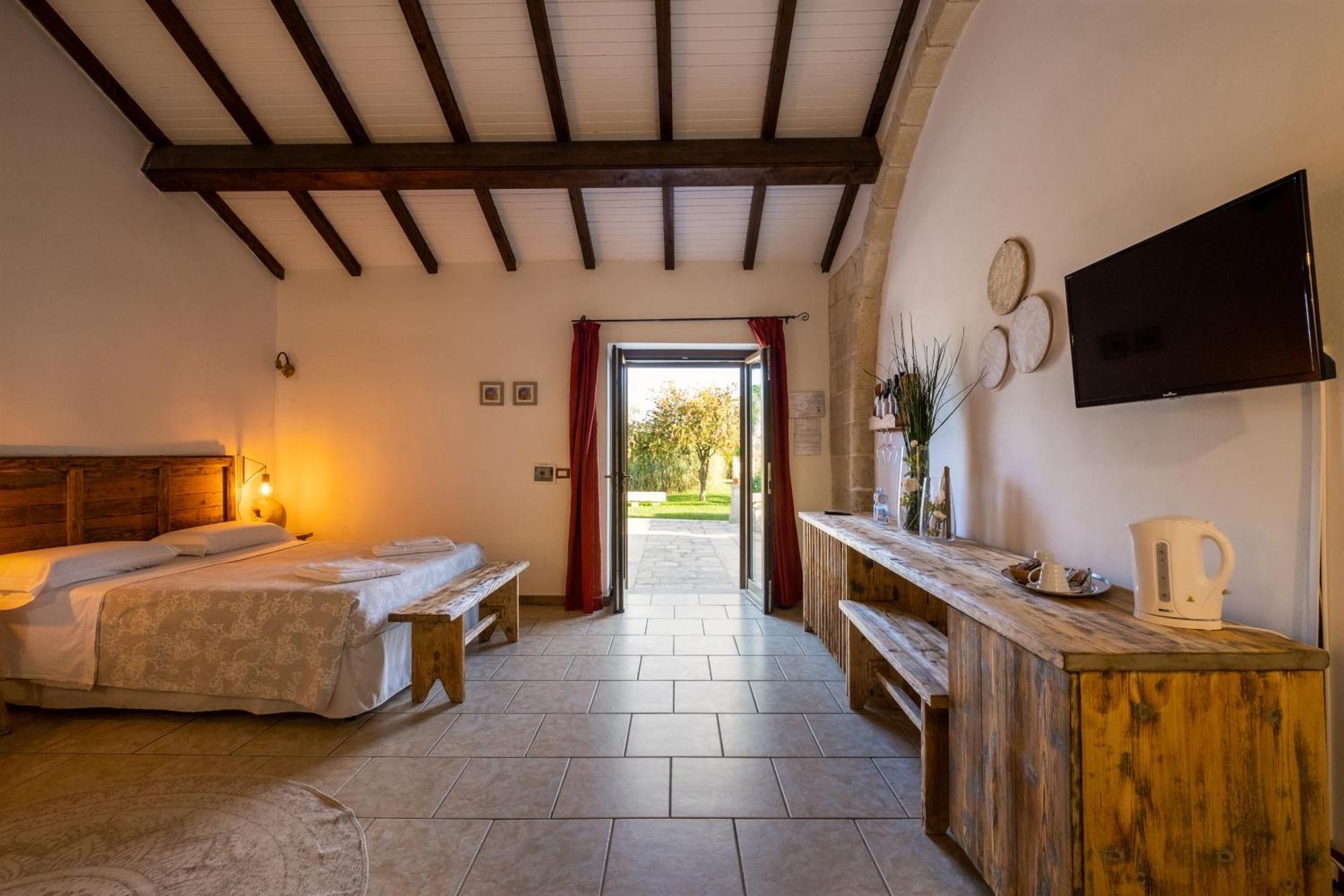Agriturismo Masseria Costarella บอร์กาญเญ ภายนอก รูปภาพ